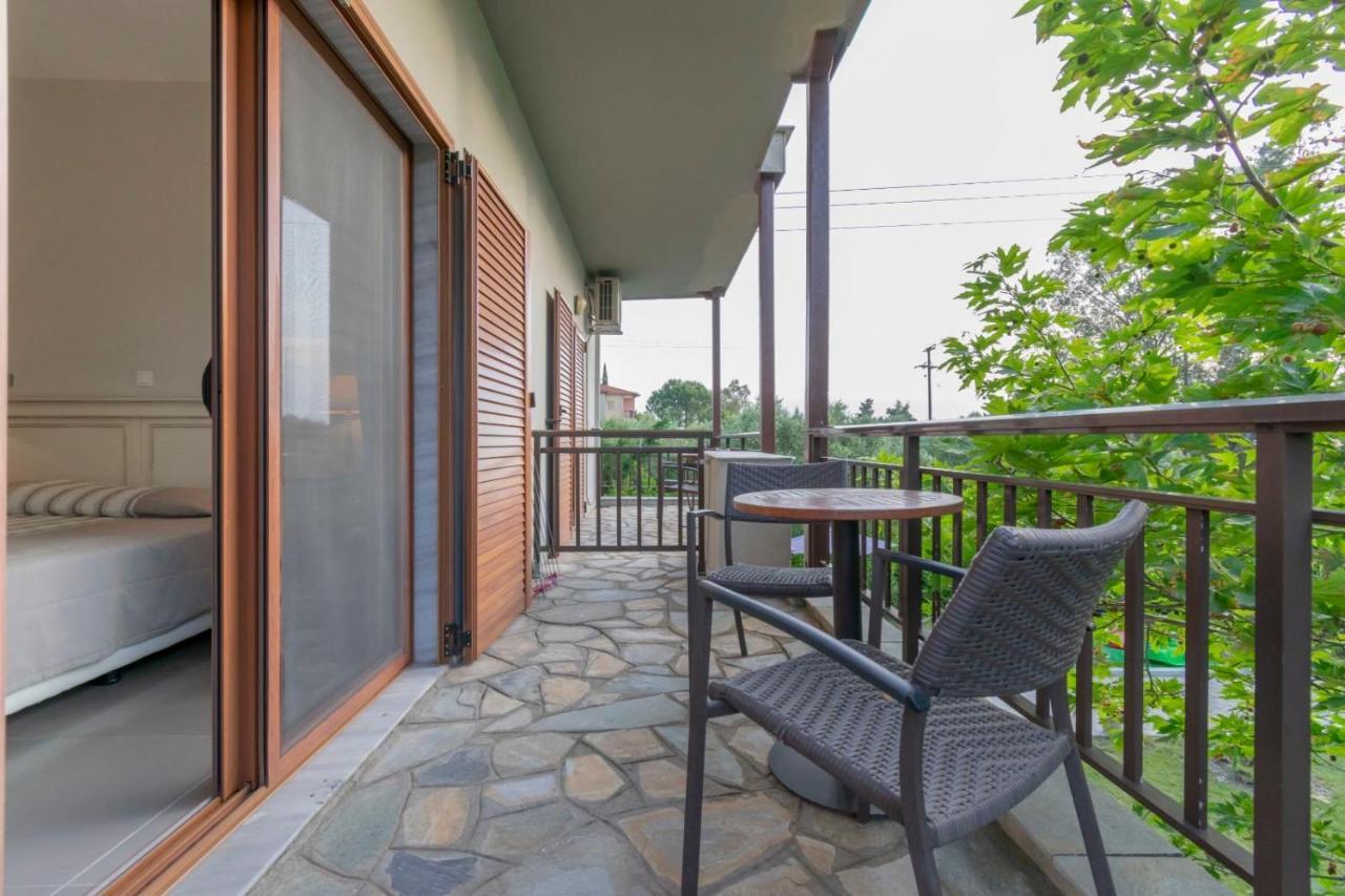 Athanasia Studios 新马尔马拉斯 外观 照片