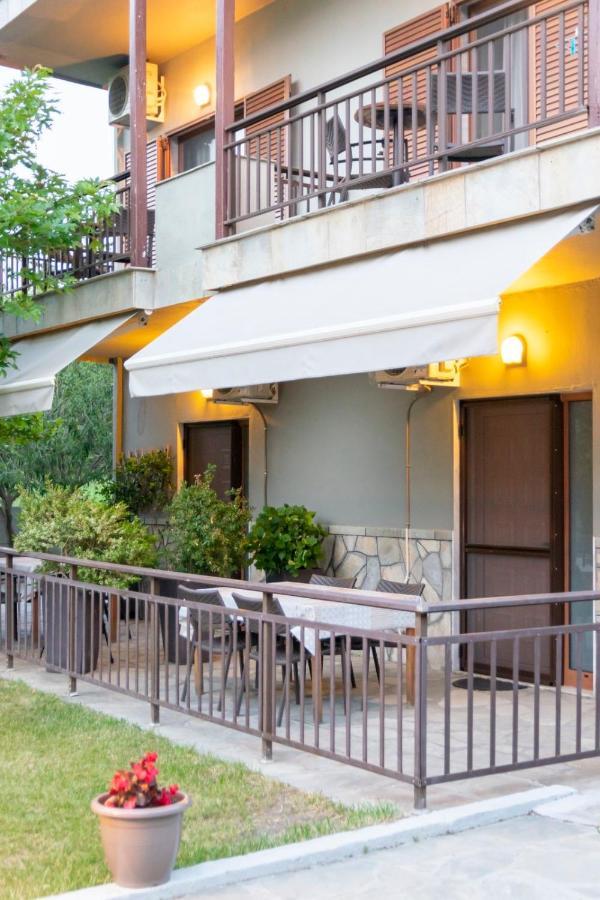 Athanasia Studios 新马尔马拉斯 外观 照片